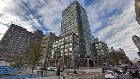 101 Avenue of the Americas