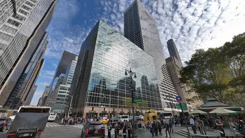 1100 Avenue of the Americas