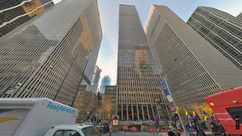 lease office 1221 avenue of the americas