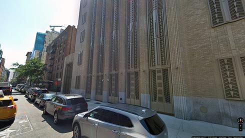 rent office 210 west 18th street