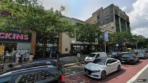 rent retail 224 west 125th street