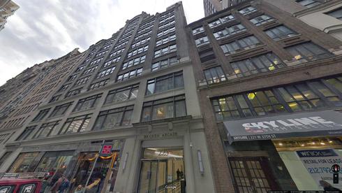 lease office 225 west 37th street