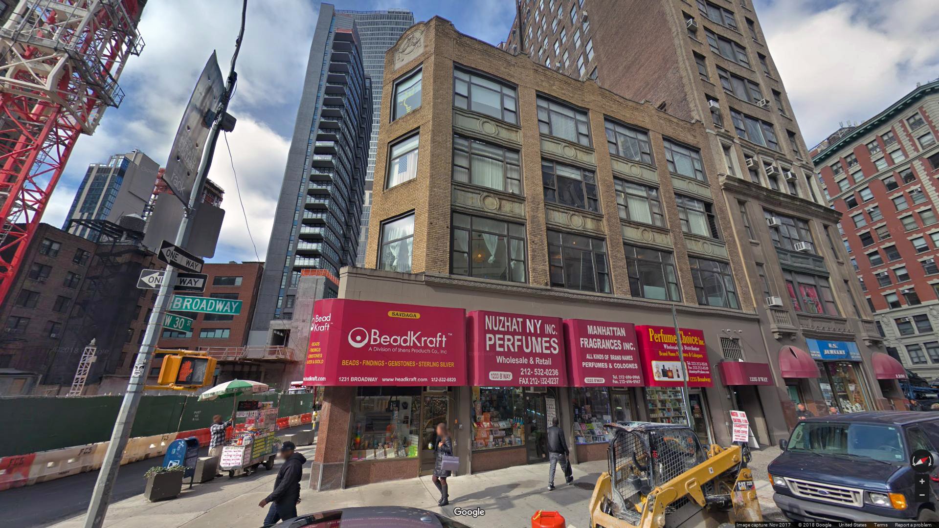 租赁办公室（地址：百老汇1231号）