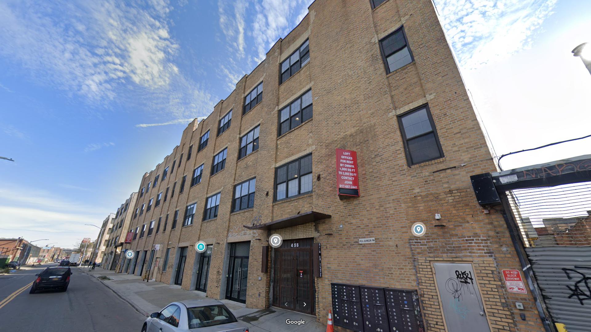 Rent Office 456 johnson avenue