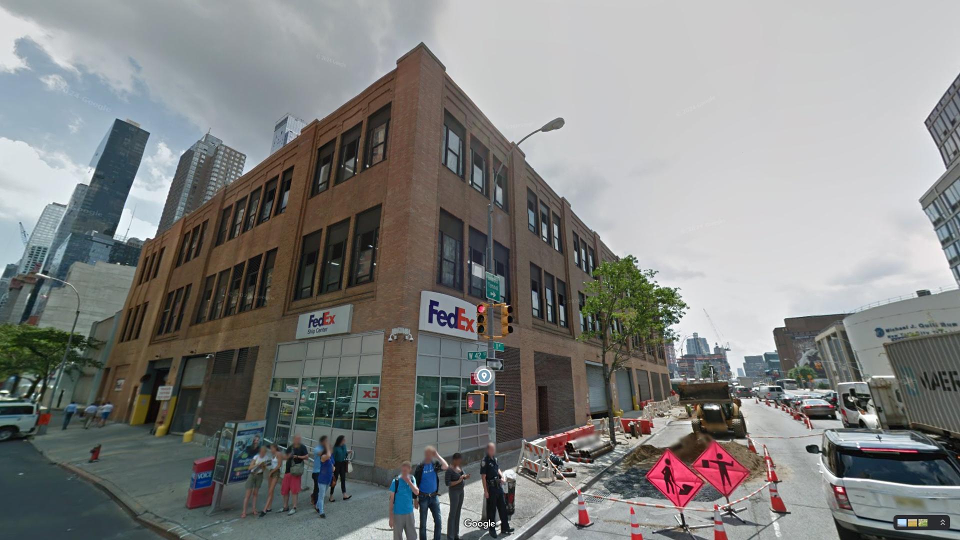 560 West 42nd Street