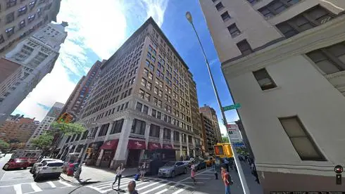 let office 33 irving place