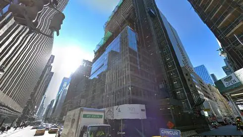 390 Madison Avenue