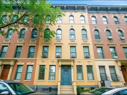 rent office 437 west 16th street