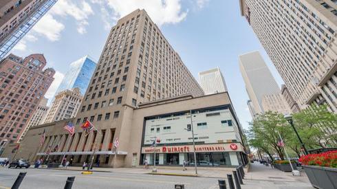 rent office 10 rockefeller plaza