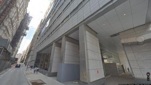 rent office 109 leonard street