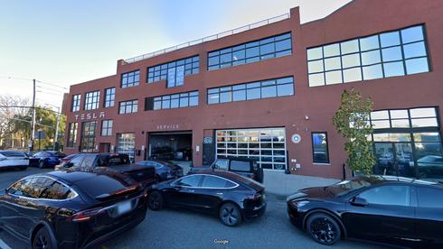 rent office 160 van brunt street