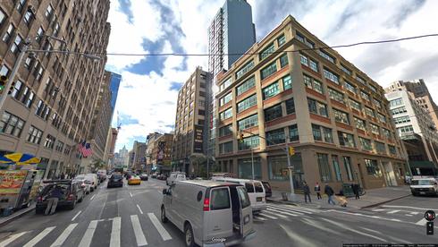 rent office 185 varick street