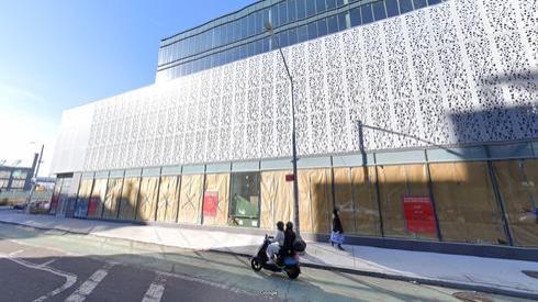 Rent Office 200-206 kent avenue