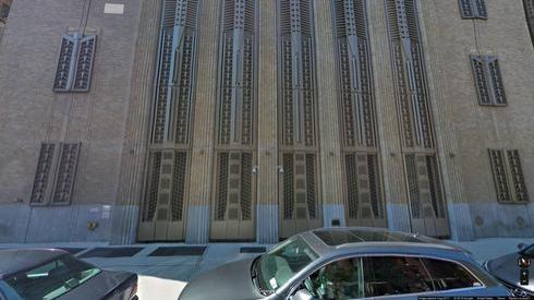 rent office 210 west 18th street