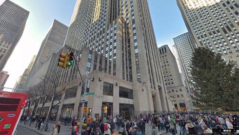rent office 30 rockefeller plaza