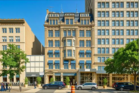 rent office 33 east 17th street