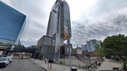 rent office 40 10th avenue