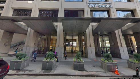 rent office 55 water street
