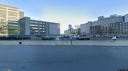 rent office 47-40 21st st