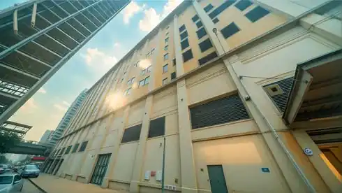 rent office 500 west 17th street