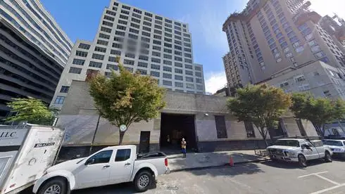 555 Greenwich Street