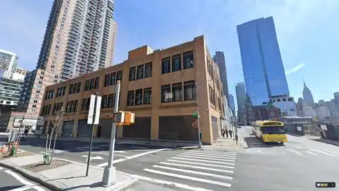 rent office 560 west 42nd street