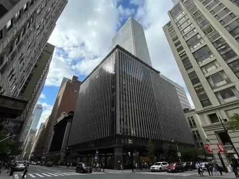 rent office 80 pine street