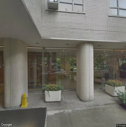 rent retail 200 east 66th street