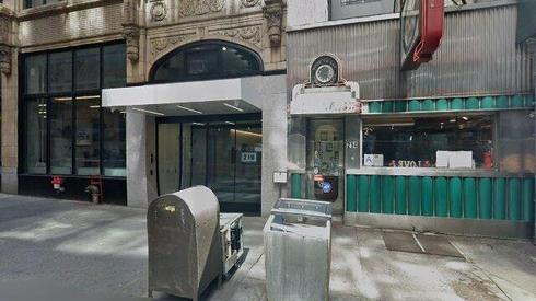 rent retail 214 east 45th street