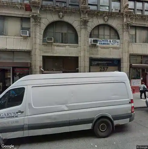 rent office 257-267 west 39th street