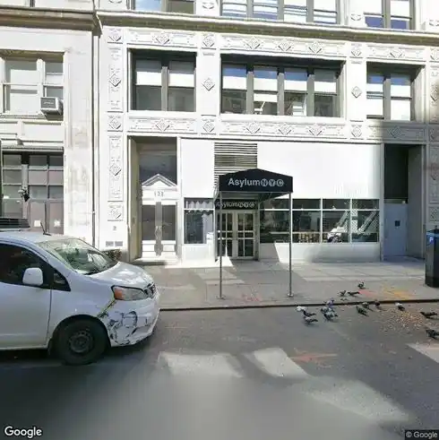 rent office 121 east 24th street