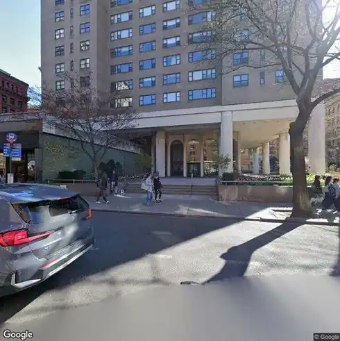 rent apartment 60 east 8th street