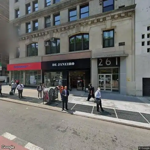 rent apartment 261 broadway