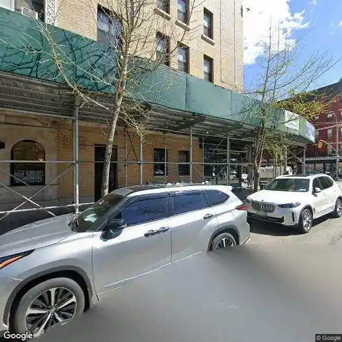 rent apartment 501 west 51st street