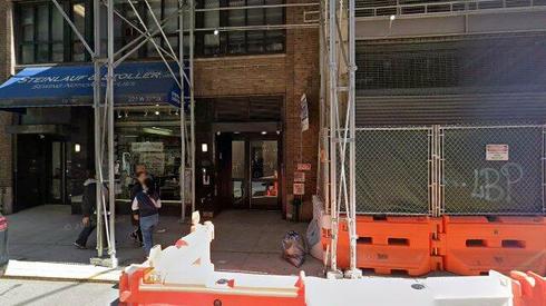 rent office 221-223 west 37th street