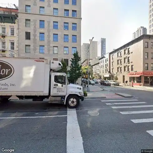 rent apartment 1562-1564 second avenue