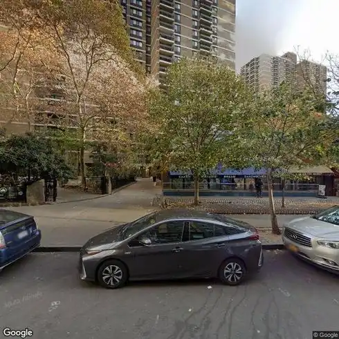 rent apartment 77 fulton street