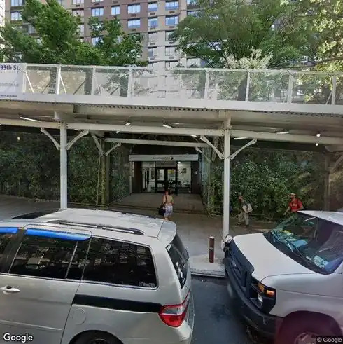 rent apartment 225 east 95th street