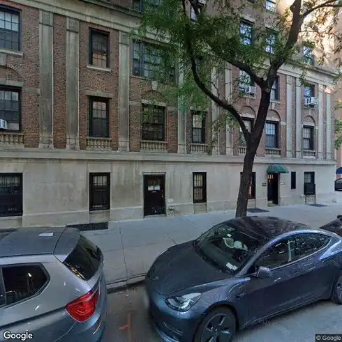 rent apartment 33 fifth avenue