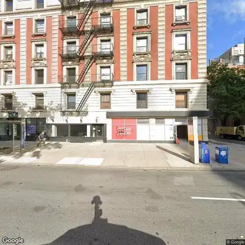 rent apartment 2273 broadway