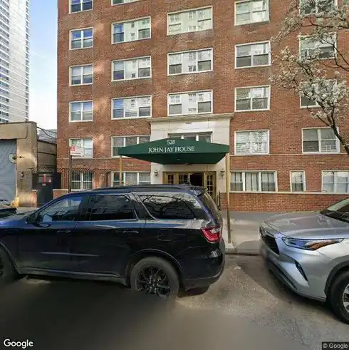 rent apartment 520 east 76th street