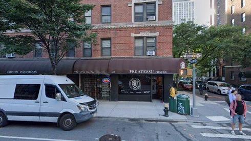 rent apartment 1425 lexington avenue