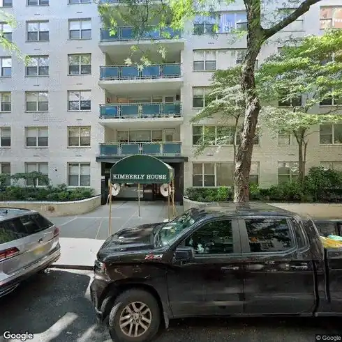rent apartment 222 east 80th street