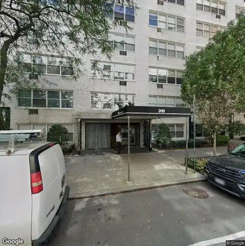 rent apartment 310 east 70th street