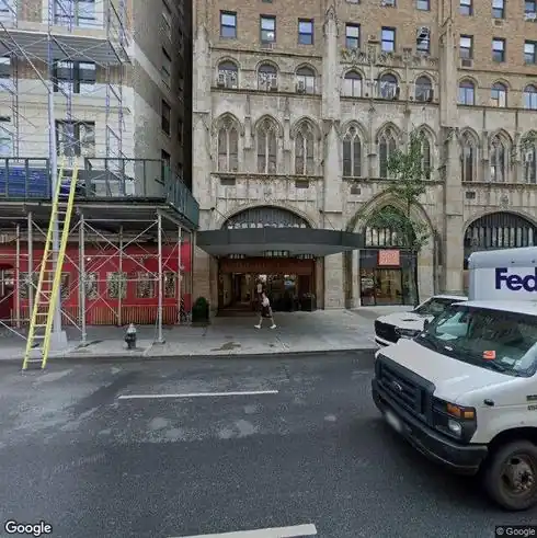 rent apartment 2166 broadway