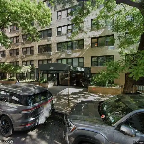 rent apartment 205 east 77th street