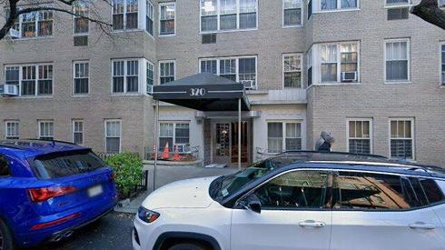 rent apartment 320 west 76th street