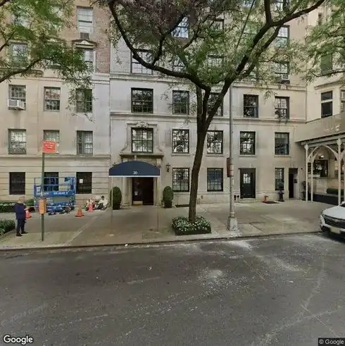 rent apartment 30 east 72nd street