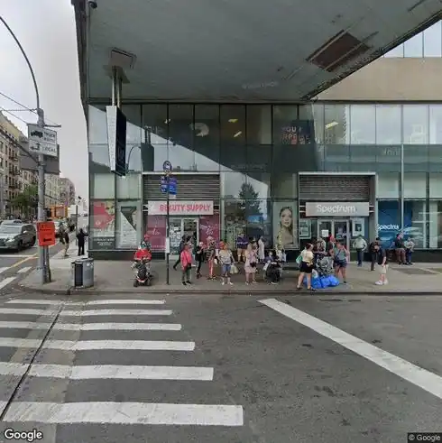 rent retail 4201 broadway
