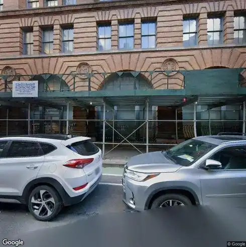 rent specialty 151 e 25th st